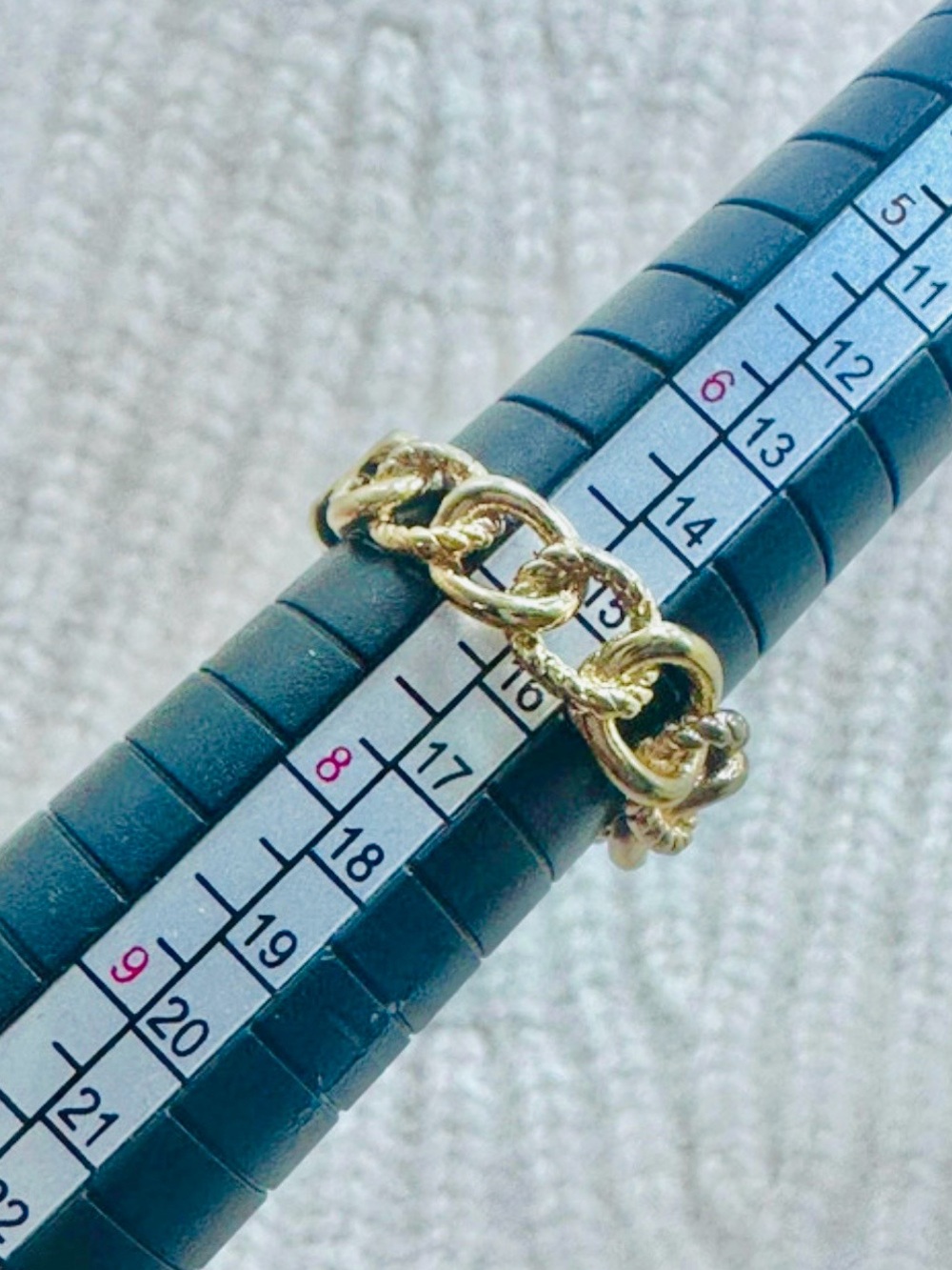 Chain gold ring - Picture 2 of 2
